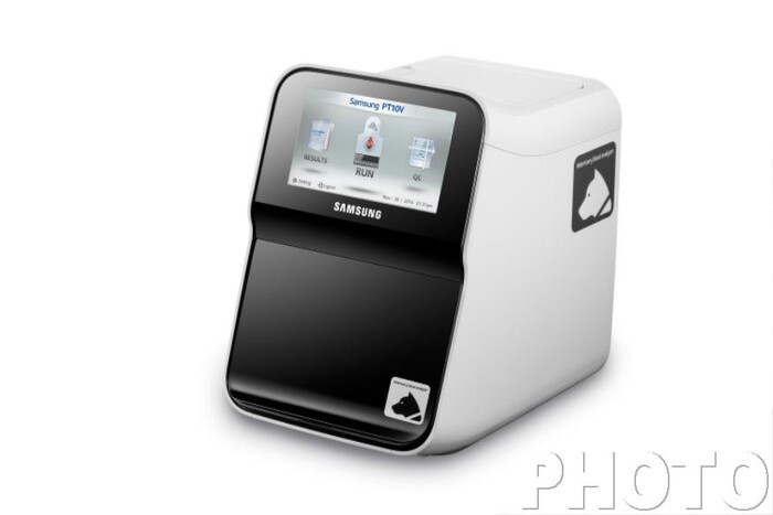 삼성전자-동물용-혈액검사기체외진단기-‘PT10V’-2.jpg